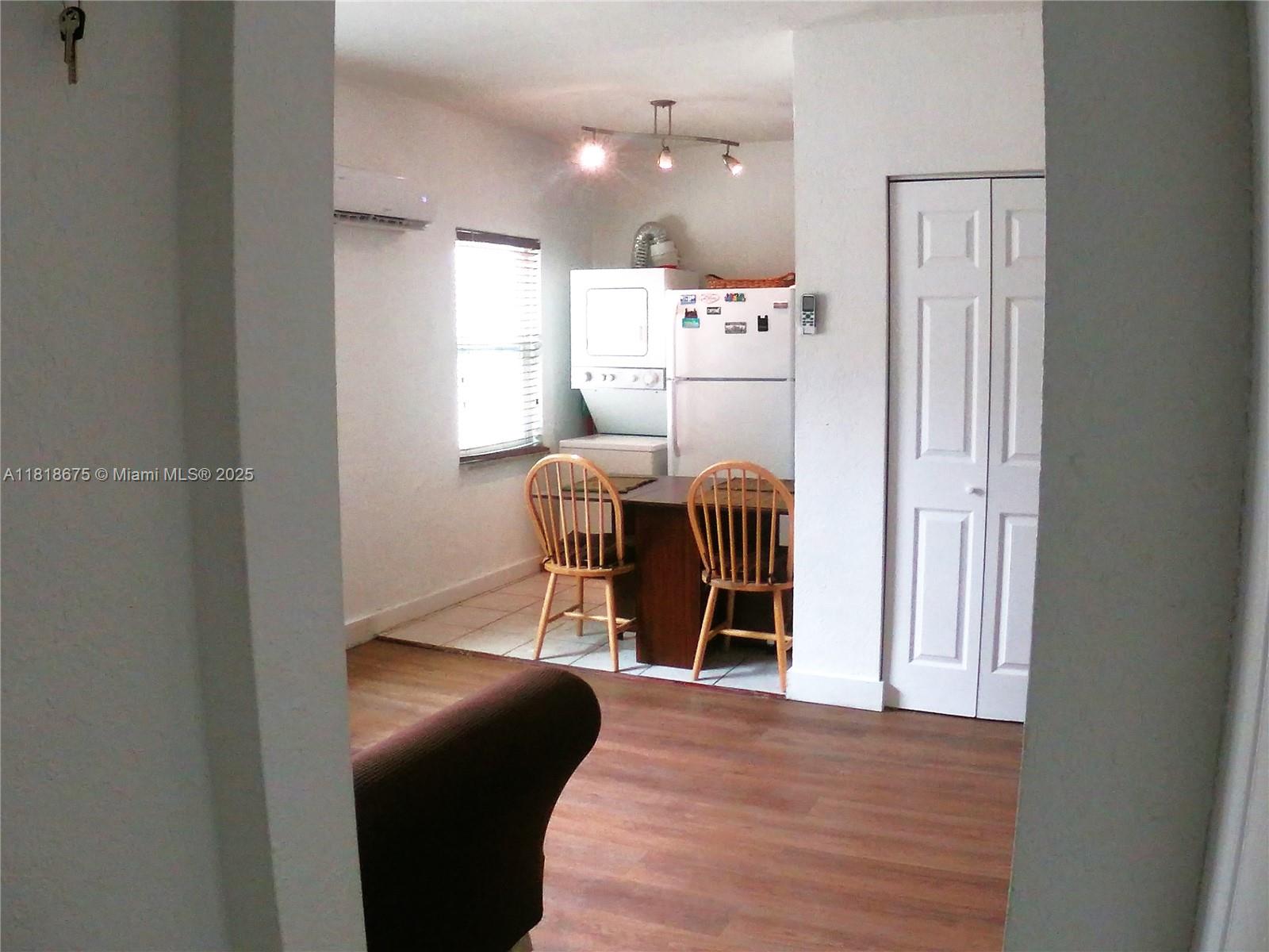 THE DOVE CONDO - Residential