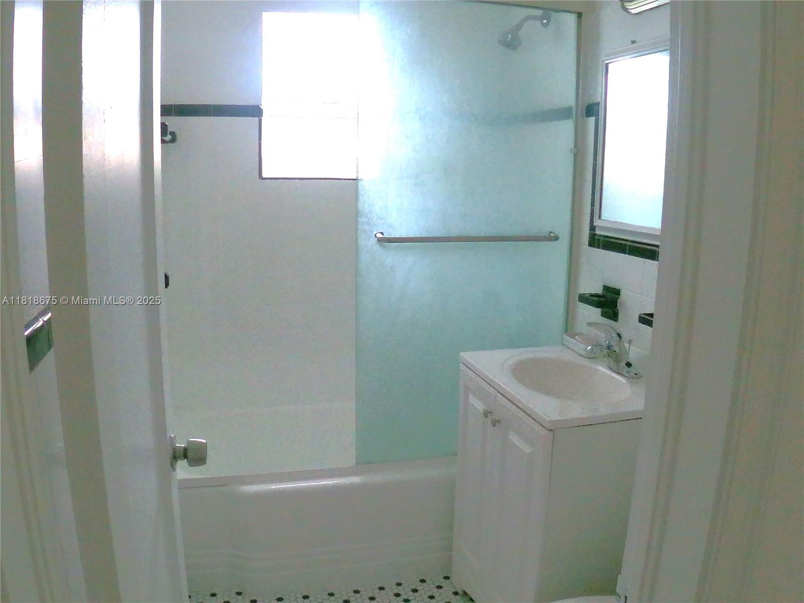 THE DOVE CONDO - Residential