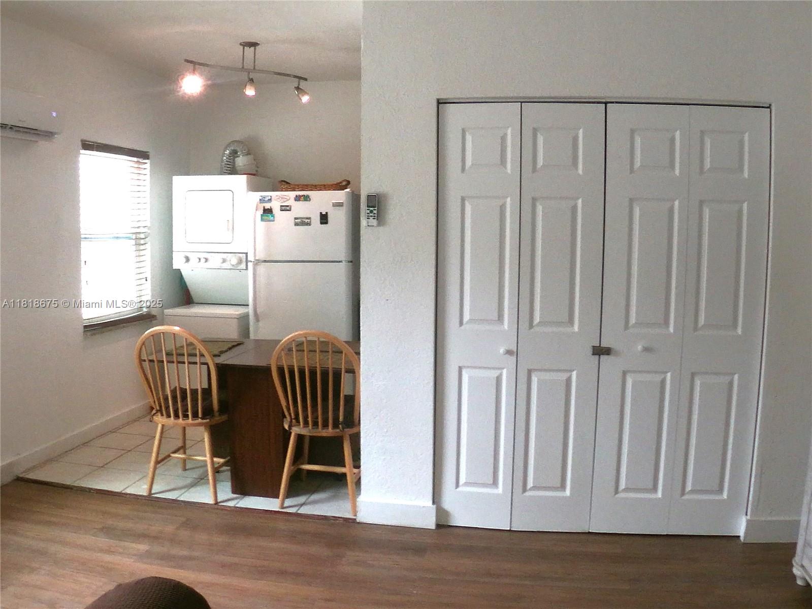 THE DOVE CONDO - Residential