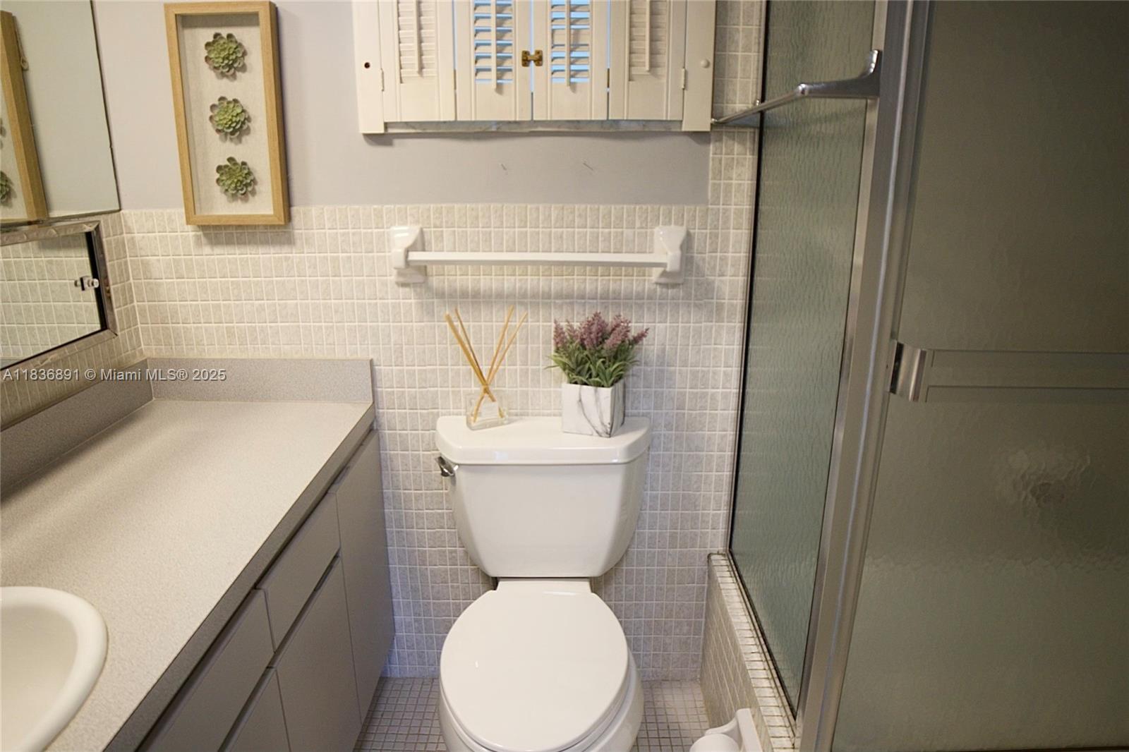 TIFFANY GARDENS EAST COND - Residential Lease