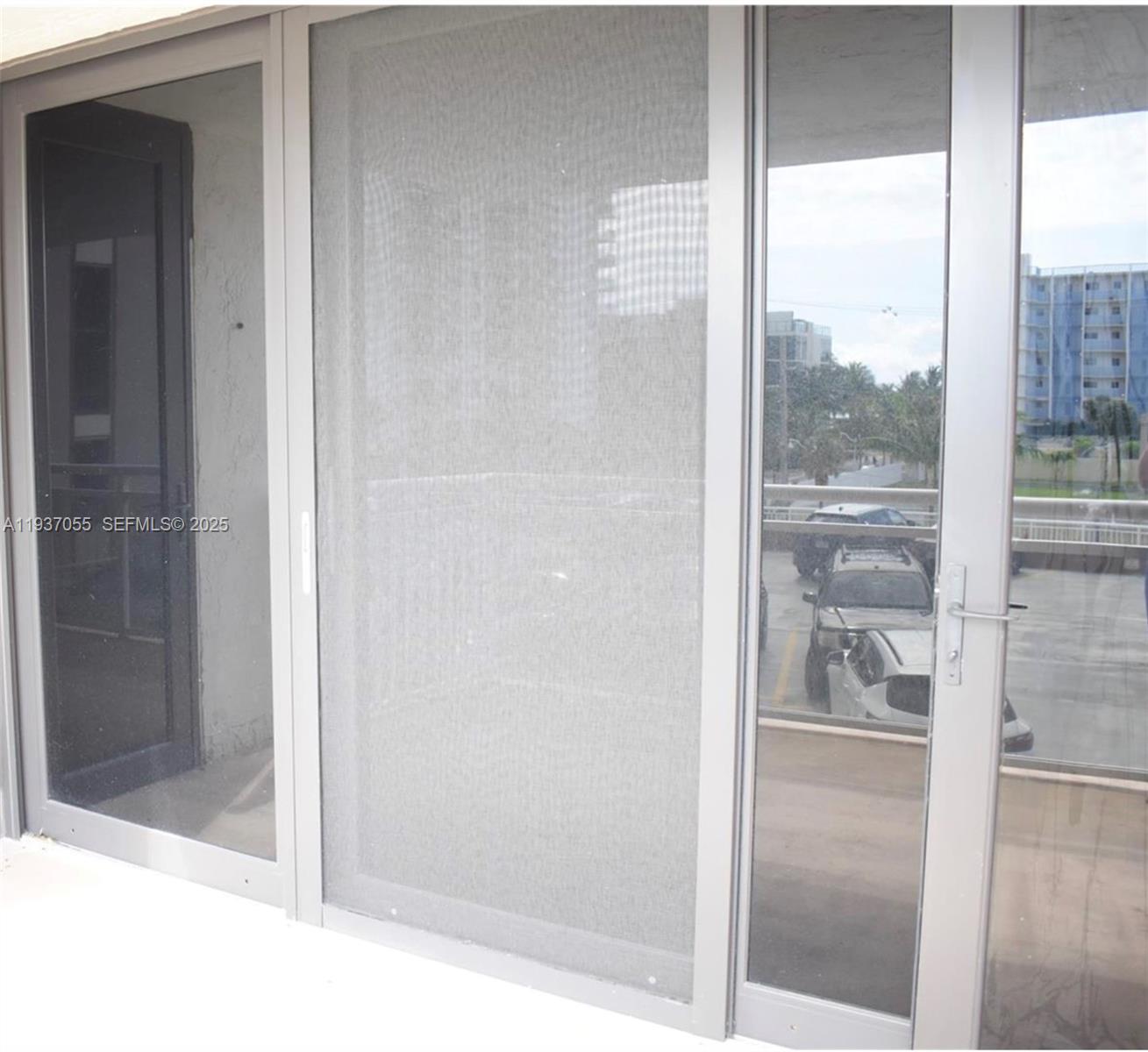 ALLINGTON TOWERS CONDO - Residential