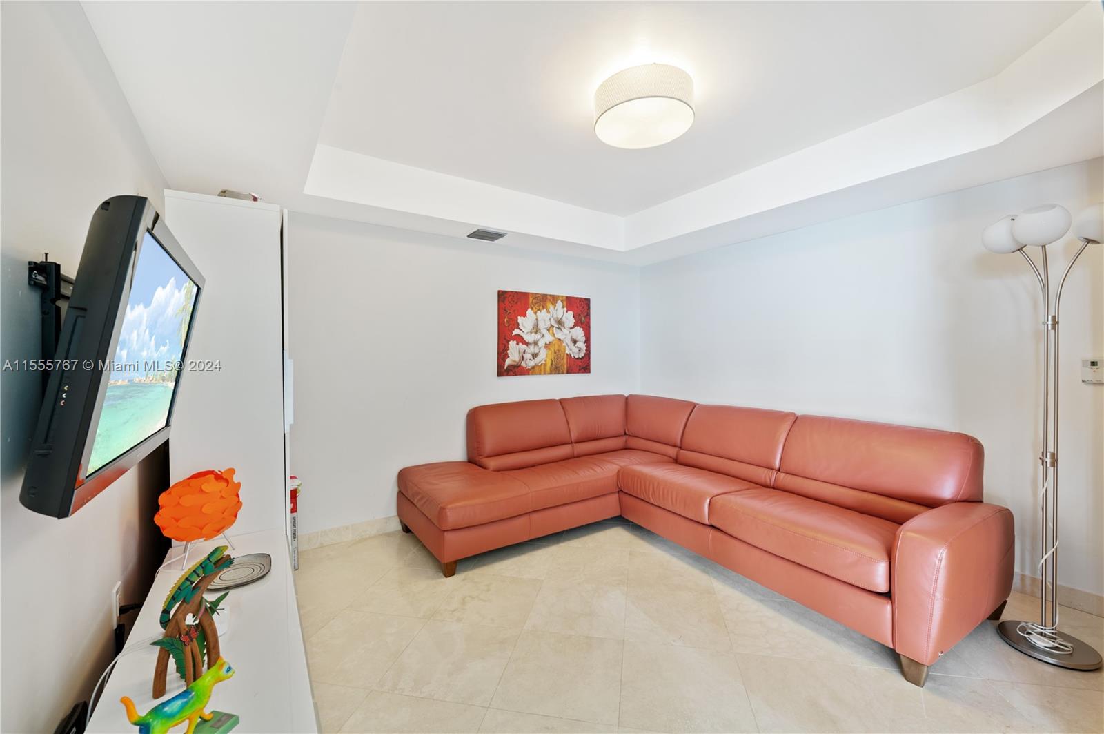 OCEANIA IV CONDO - Residential Lease