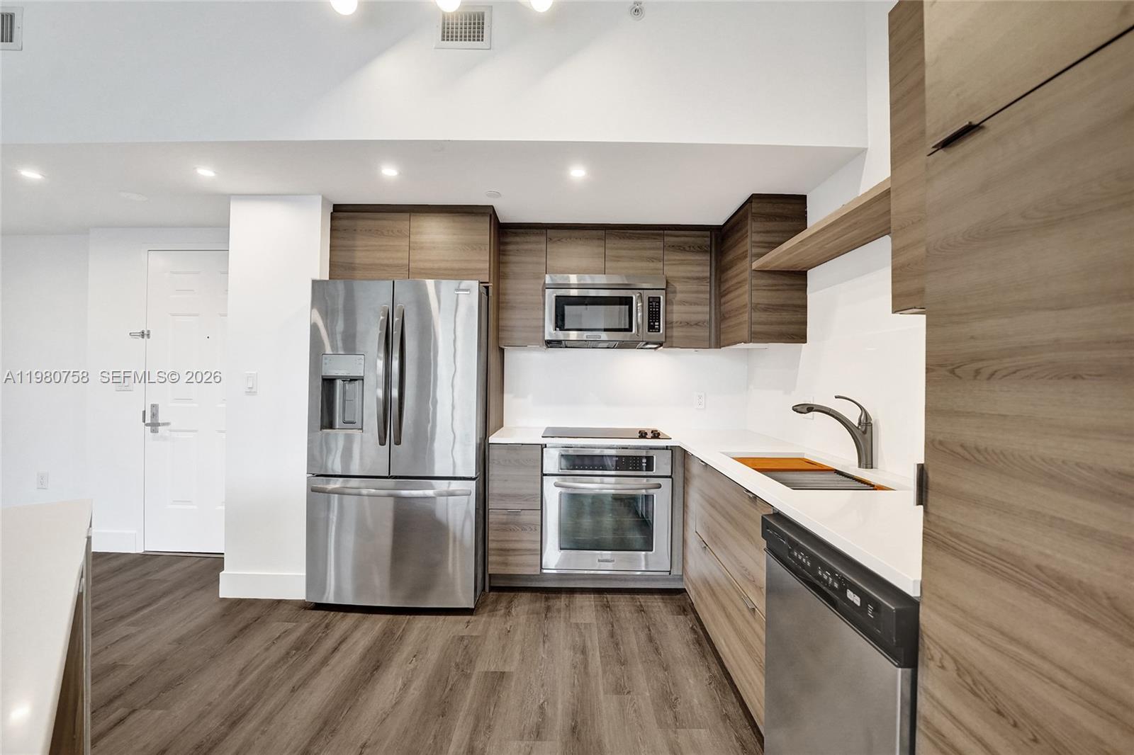 Veranda Condo - Residential