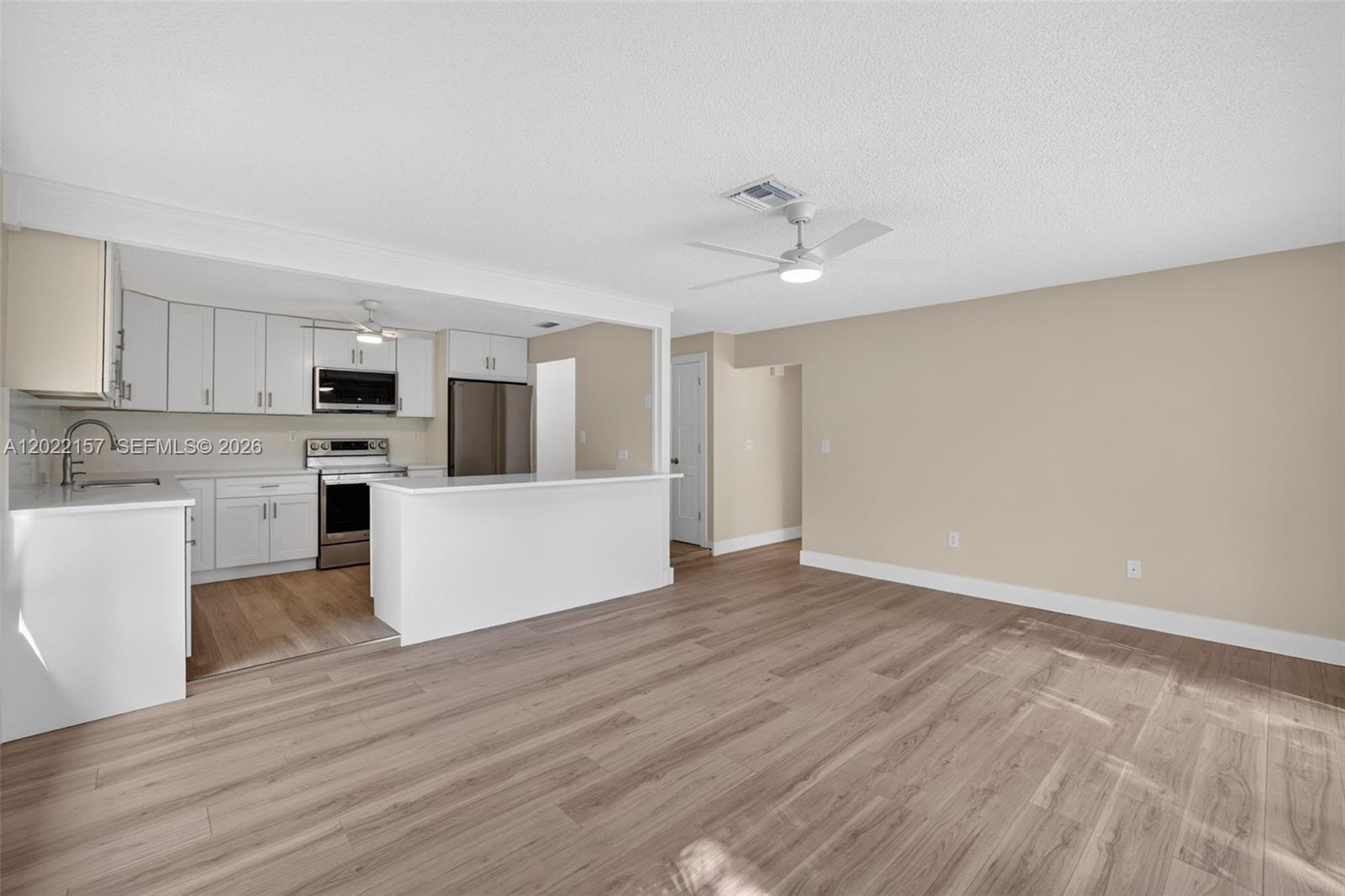 JACARANDA LAKES SEC 2 - Residential