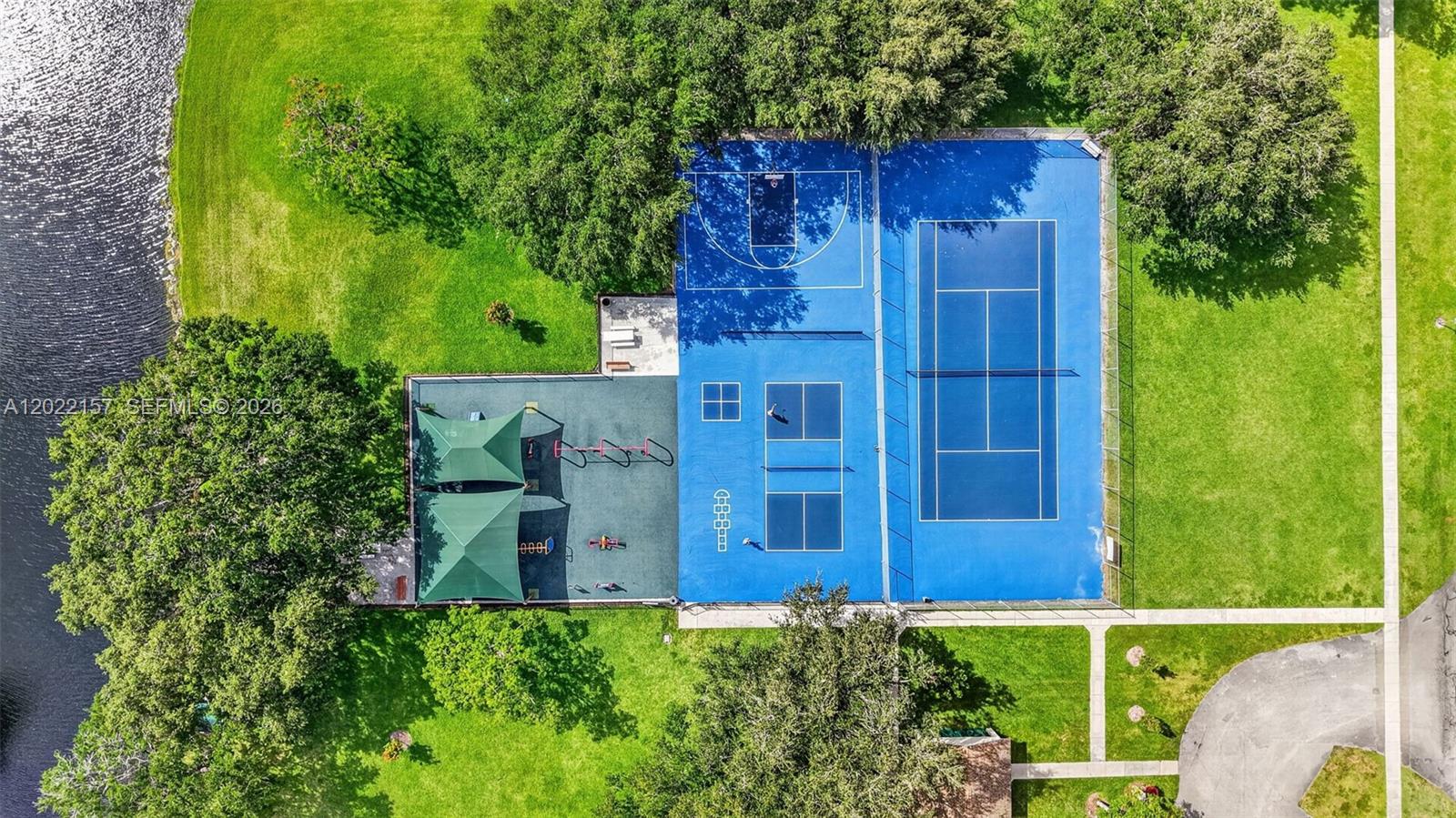 JACARANDA LAKES SEC 2 - Residential