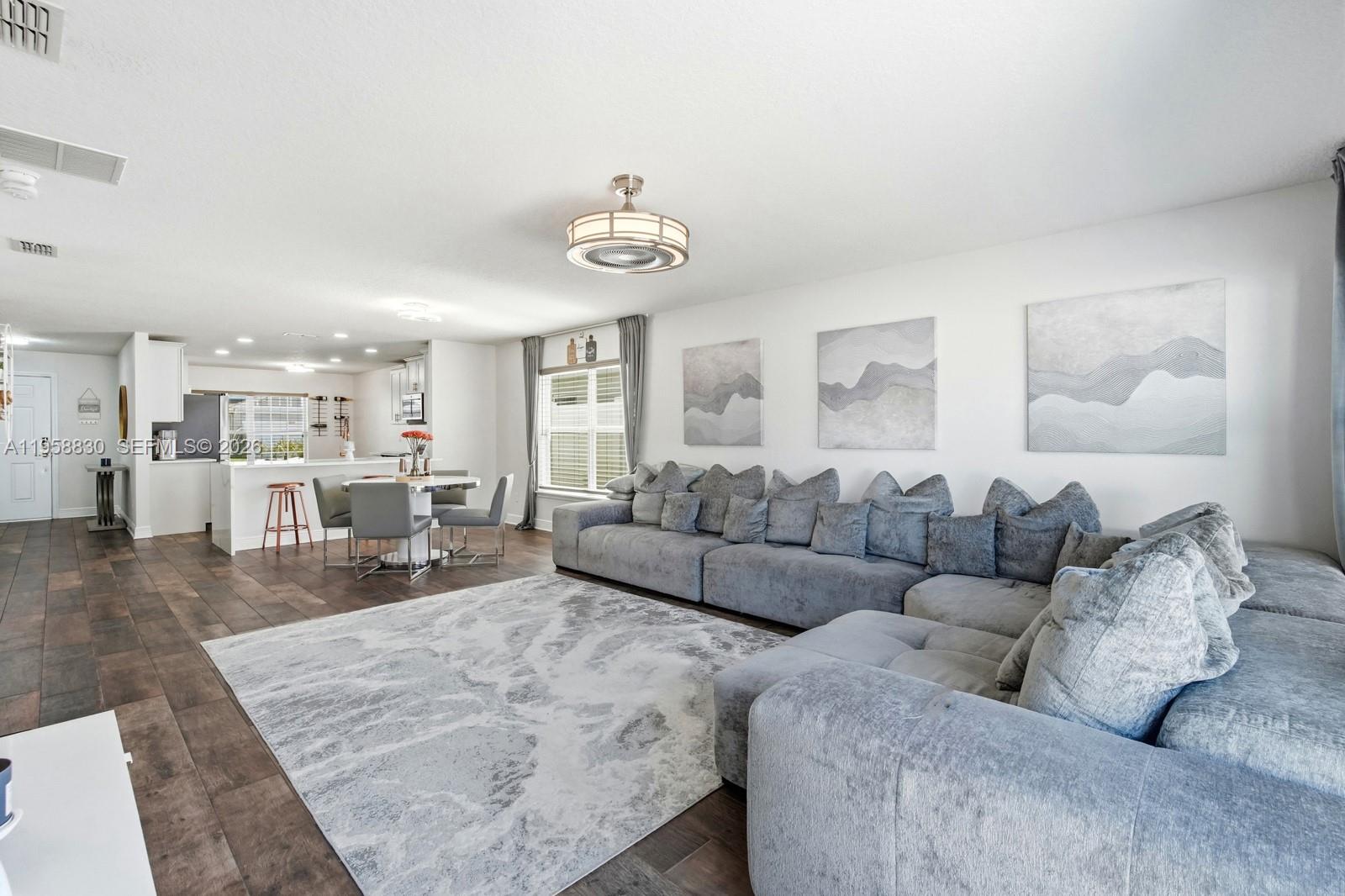 STERLING MEADOWS - Residential