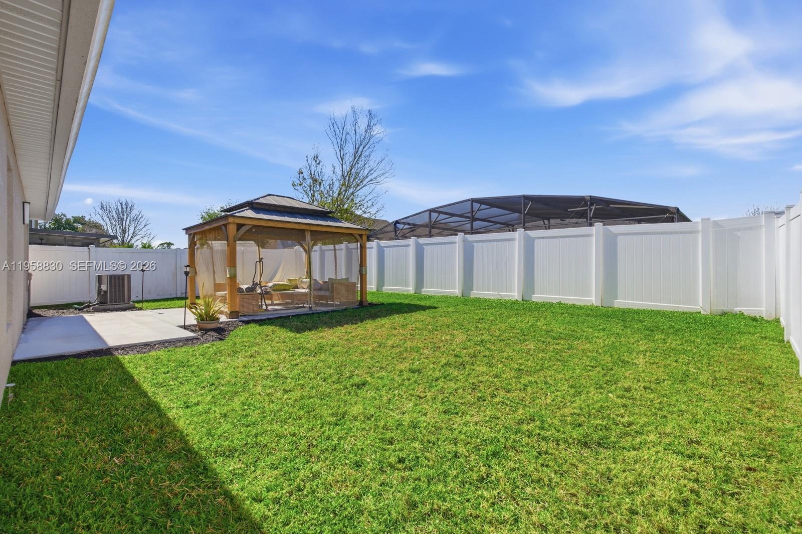 STERLING MEADOWS - Residential