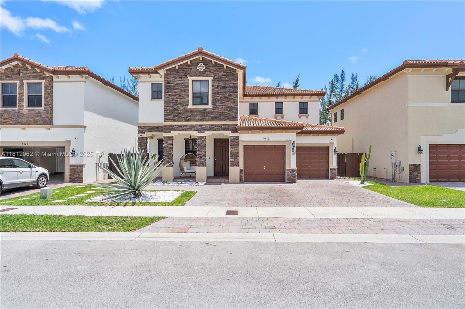 Rental Property at 9830 Nw 86th Ter, Doral, Miami-Dade County, Florida - Bedrooms: 4 
Bathrooms: 4  - $8,500 MO.