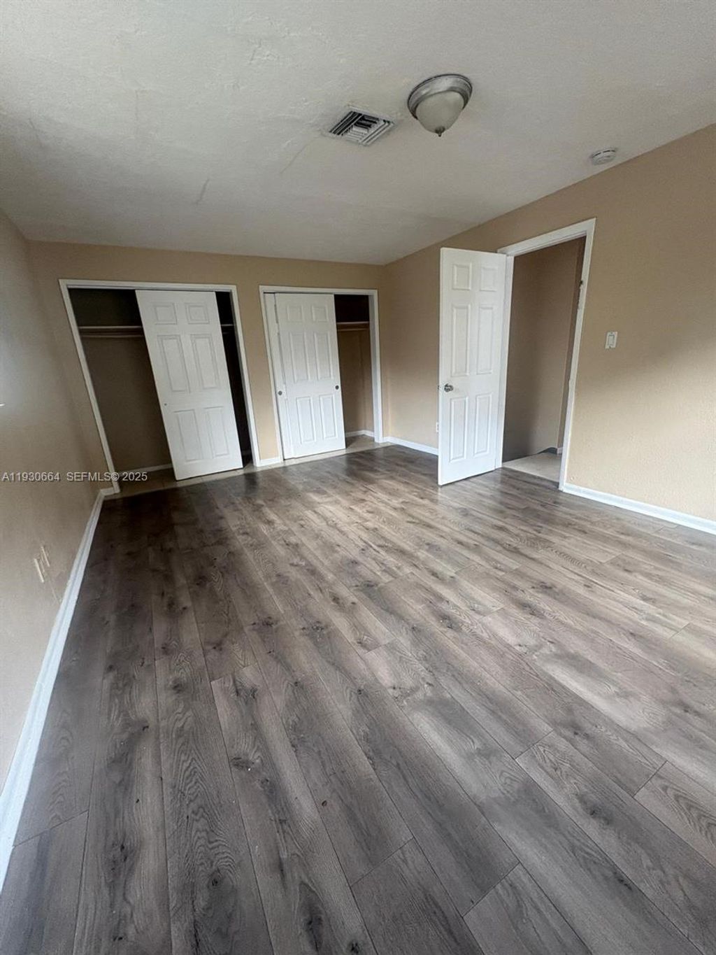 Photo of 781 NW 22nd Rd, Fort Lauderdale, FL 33311 (MLS # A11930664)