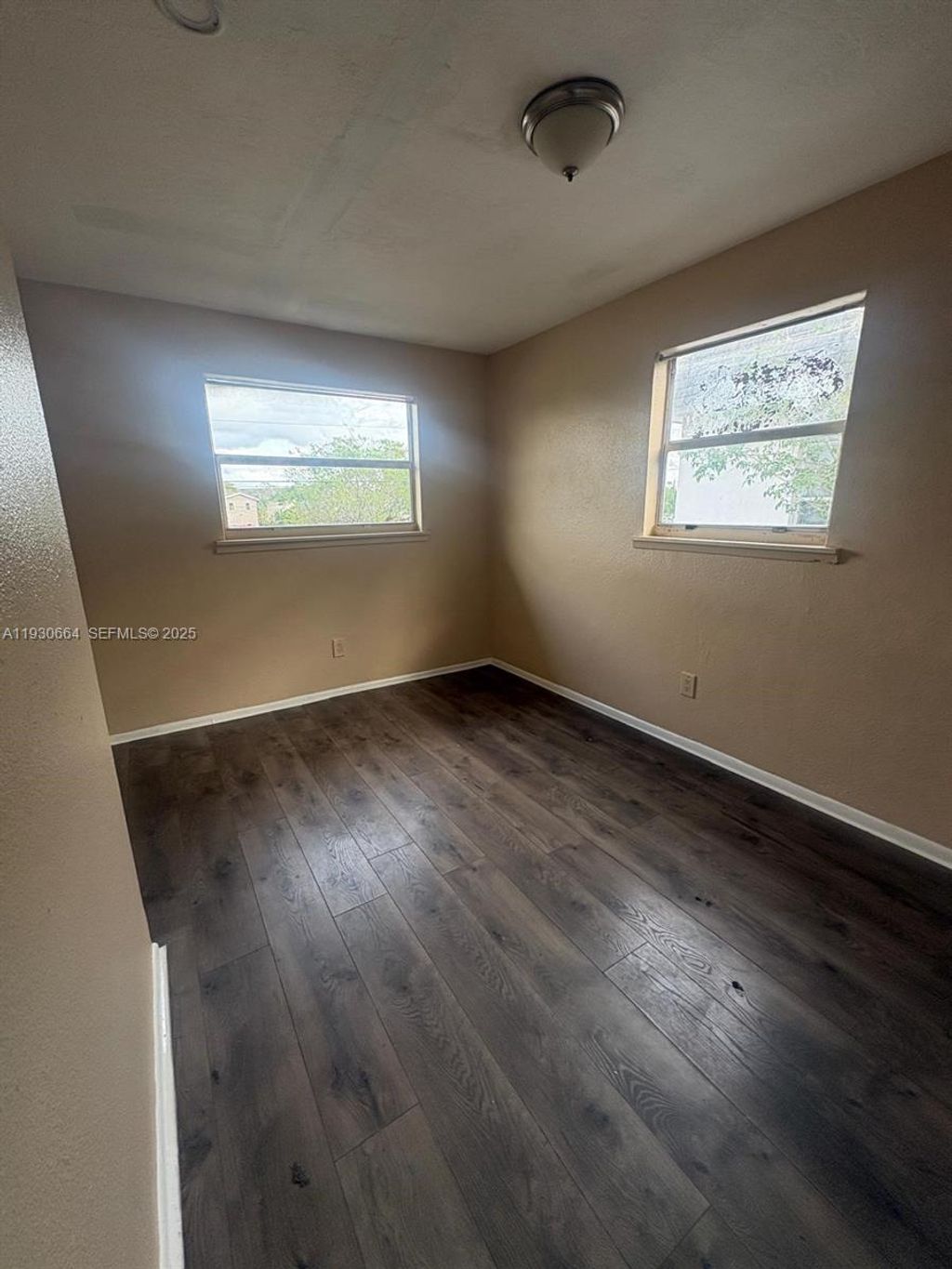 Photo of 781 NW 22nd Rd, Fort Lauderdale, FL 33311 (MLS # A11930664)