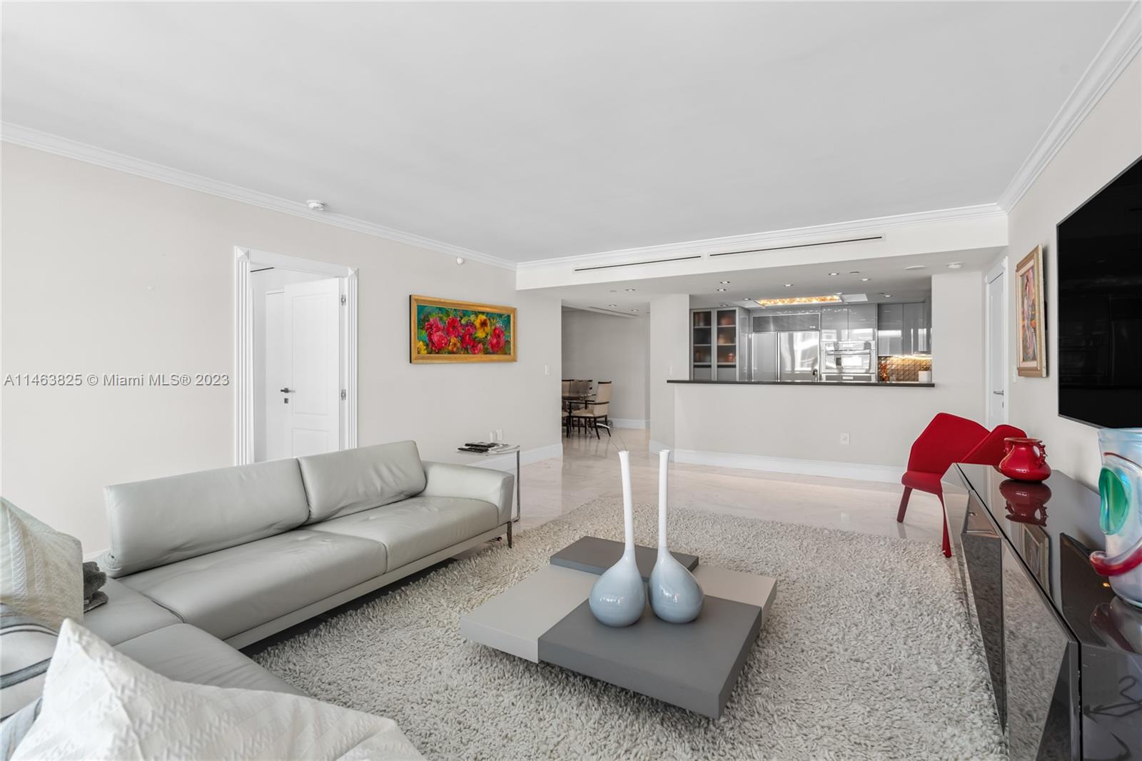 AZURE CONDO - Residential