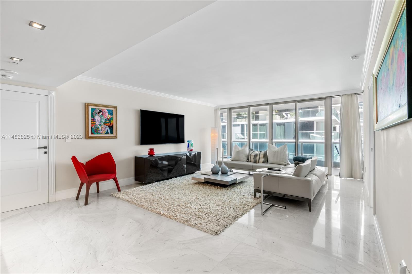 AZURE CONDO - Residential