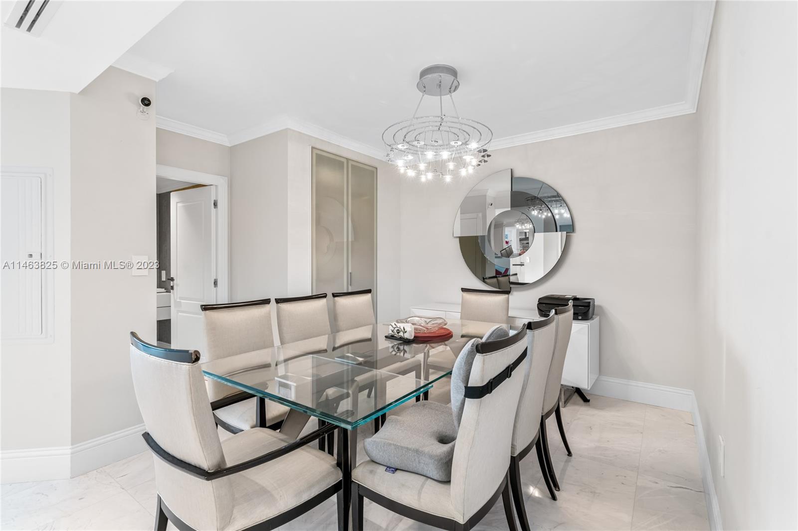 AZURE CONDO - Residential