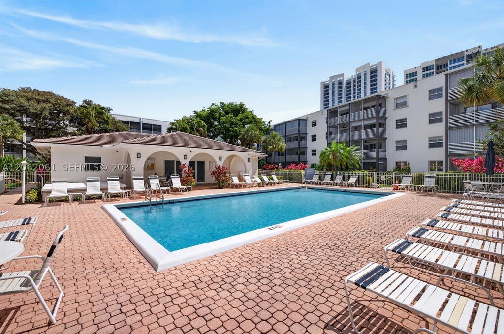 Photo of 1541 S Ocean Blvd #204, Lauderdale By The Sea, FL 33062 (MLS # A12062061)