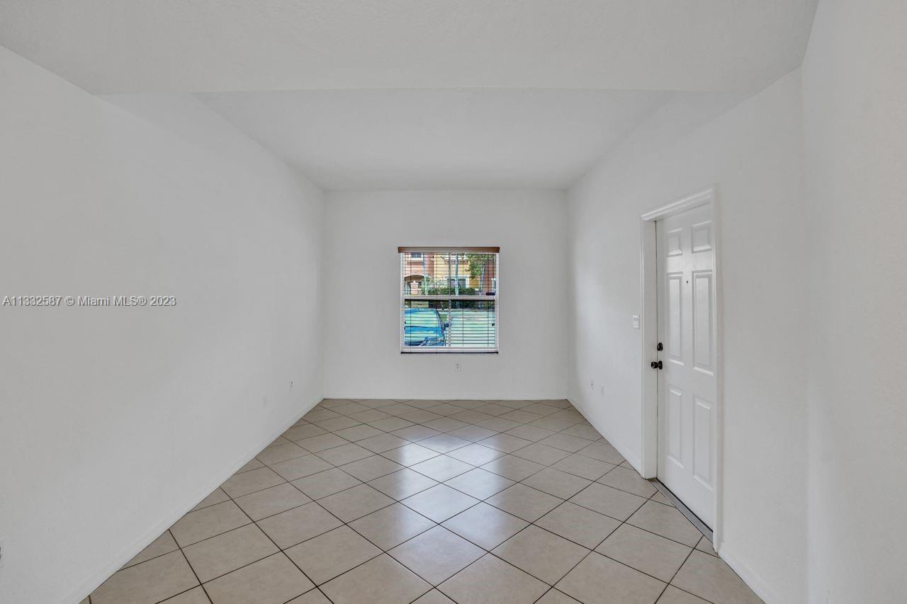 PEMBROKE CAY CONDO - Residential Lease