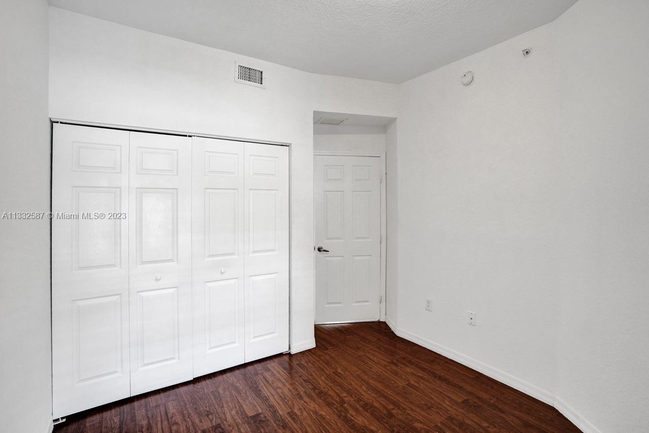 PEMBROKE CAY CONDO - Residential Lease