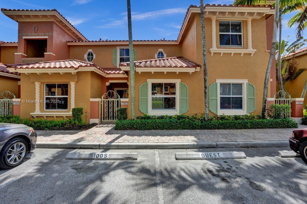 PEMBROKE CAY CONDO - Residential Lease