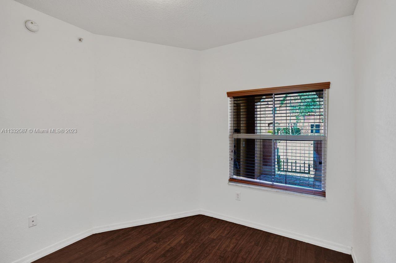 PEMBROKE CAY CONDO - Residential Lease