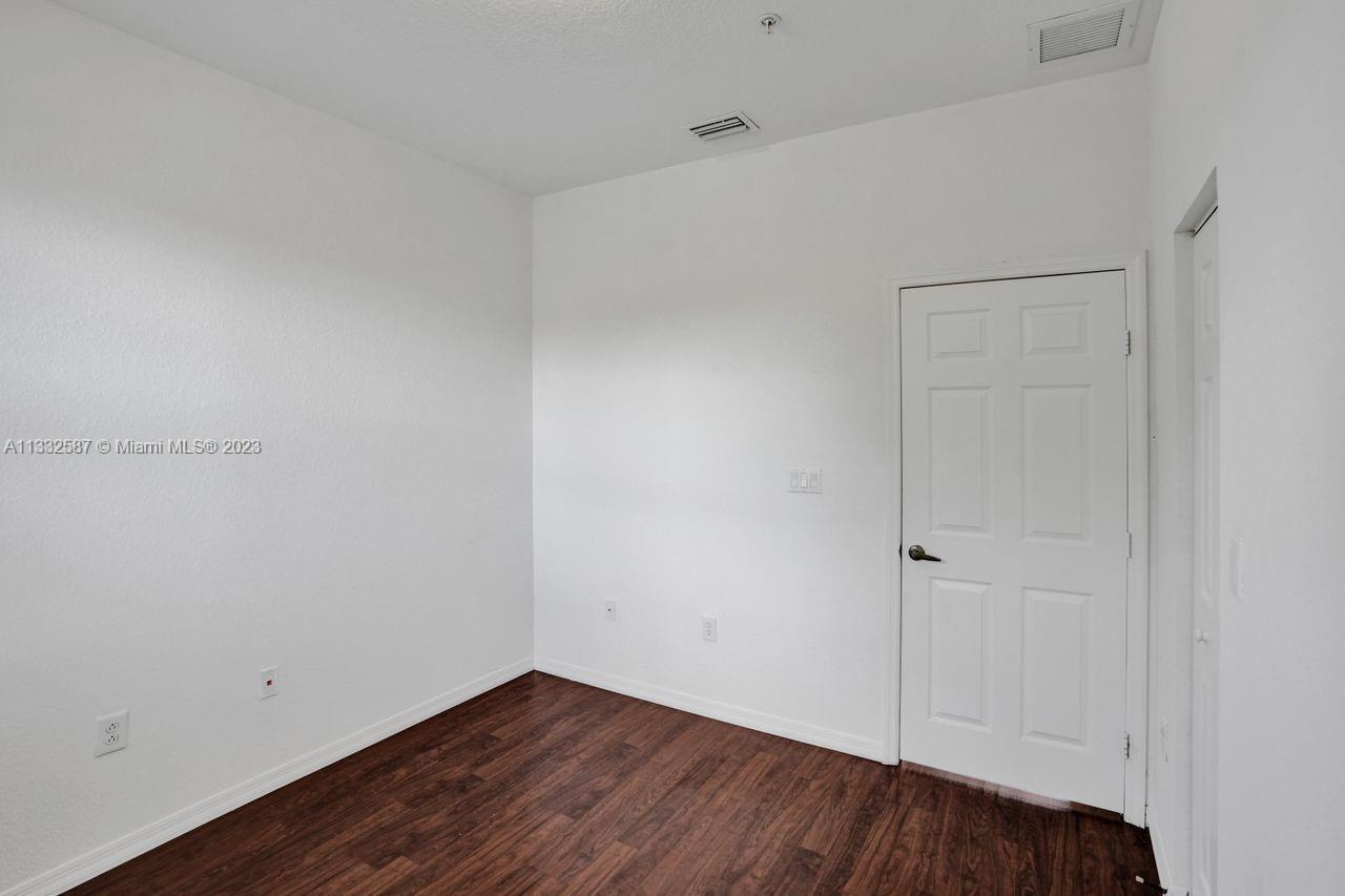 PEMBROKE CAY CONDO - Residential Lease