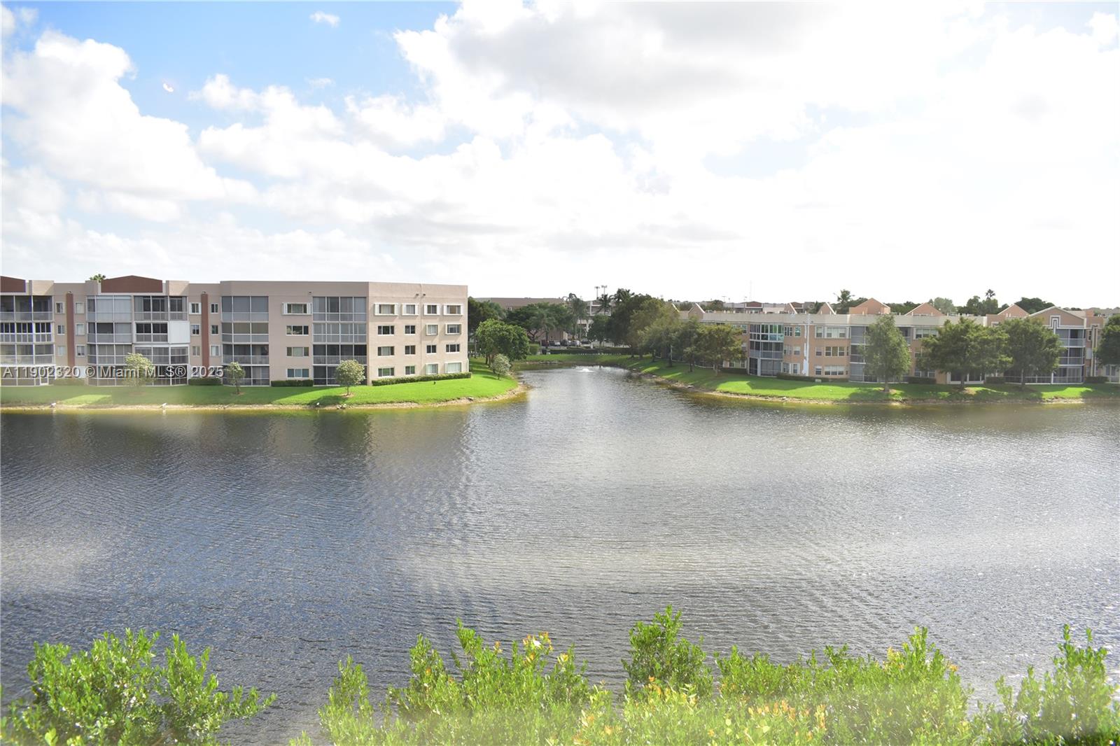 TRENT C CONDO - Residential