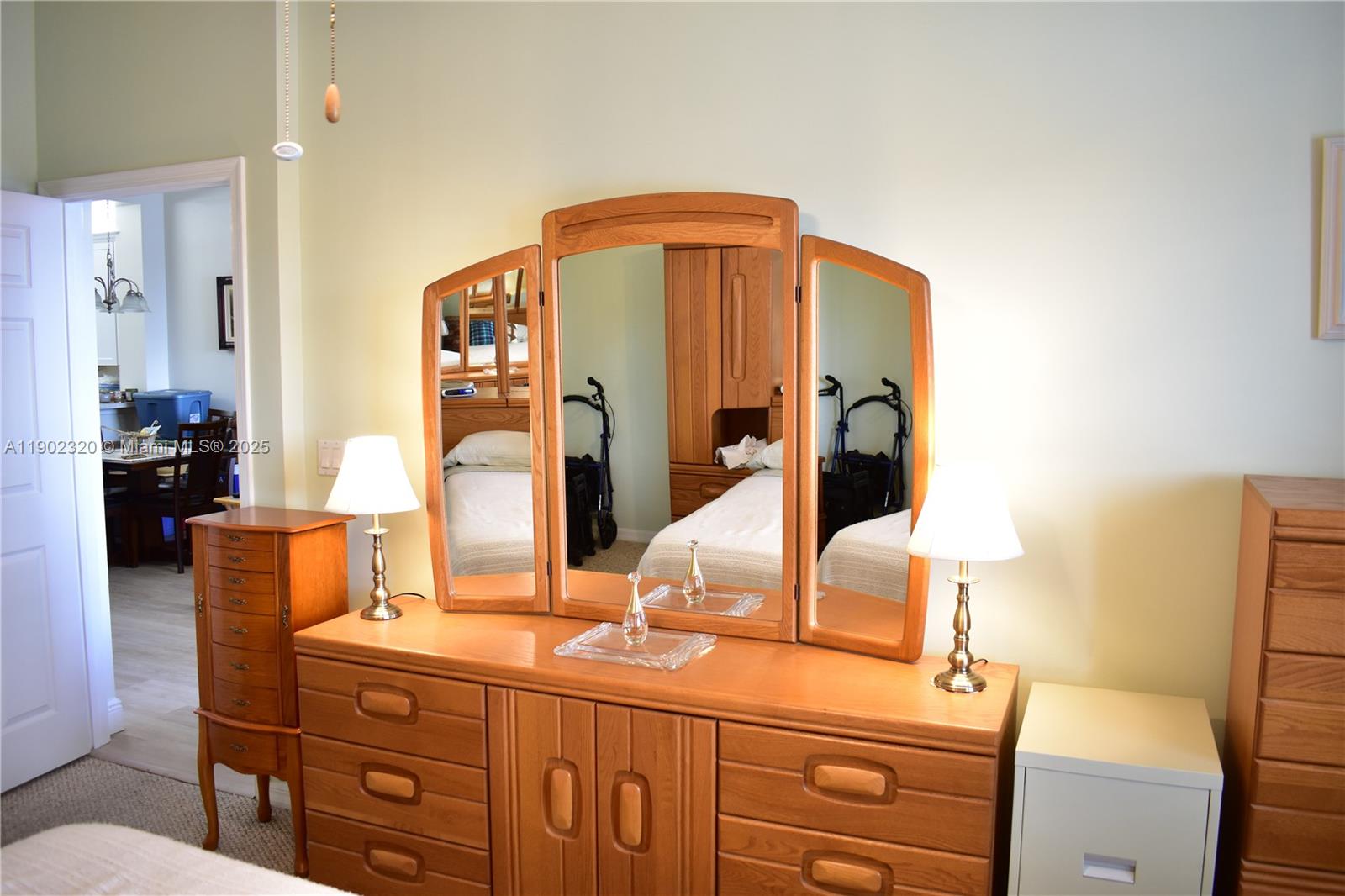 TRENT C CONDO - Residential