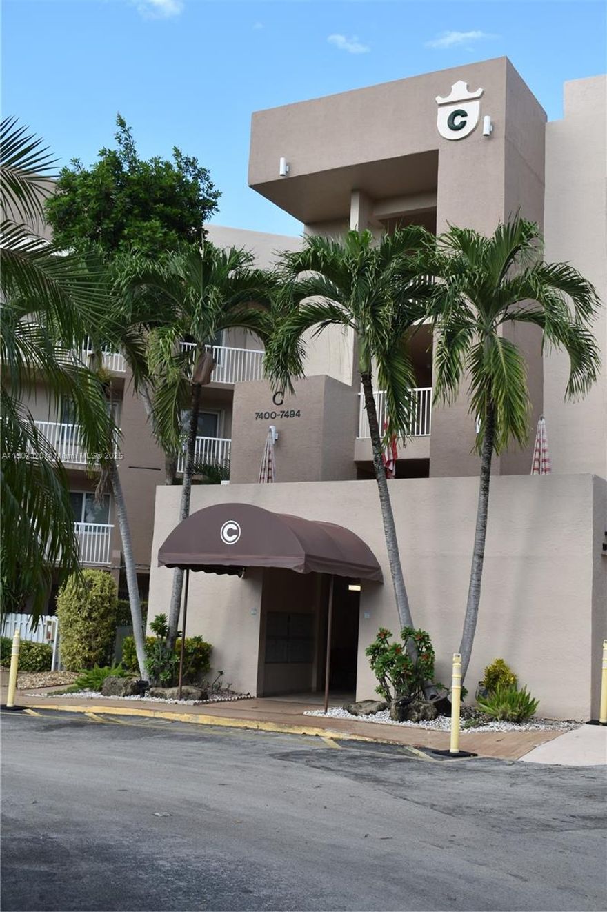 Overlooking the beautiful water, This 2/2 condo has been lovingly cared for by the same owner since 2012.  Roof is 5 to 6 years old.  SIRS is done.  Washer/Dryer in unit!  No assessments expected.  Hurricane protection and overall a great sense of peace when one enters this condo.  Easy to show!  KingsPoint in Tamarac offers country club living without country club dues!  Coming soon- Matterport virtual tour!  EZ to show!