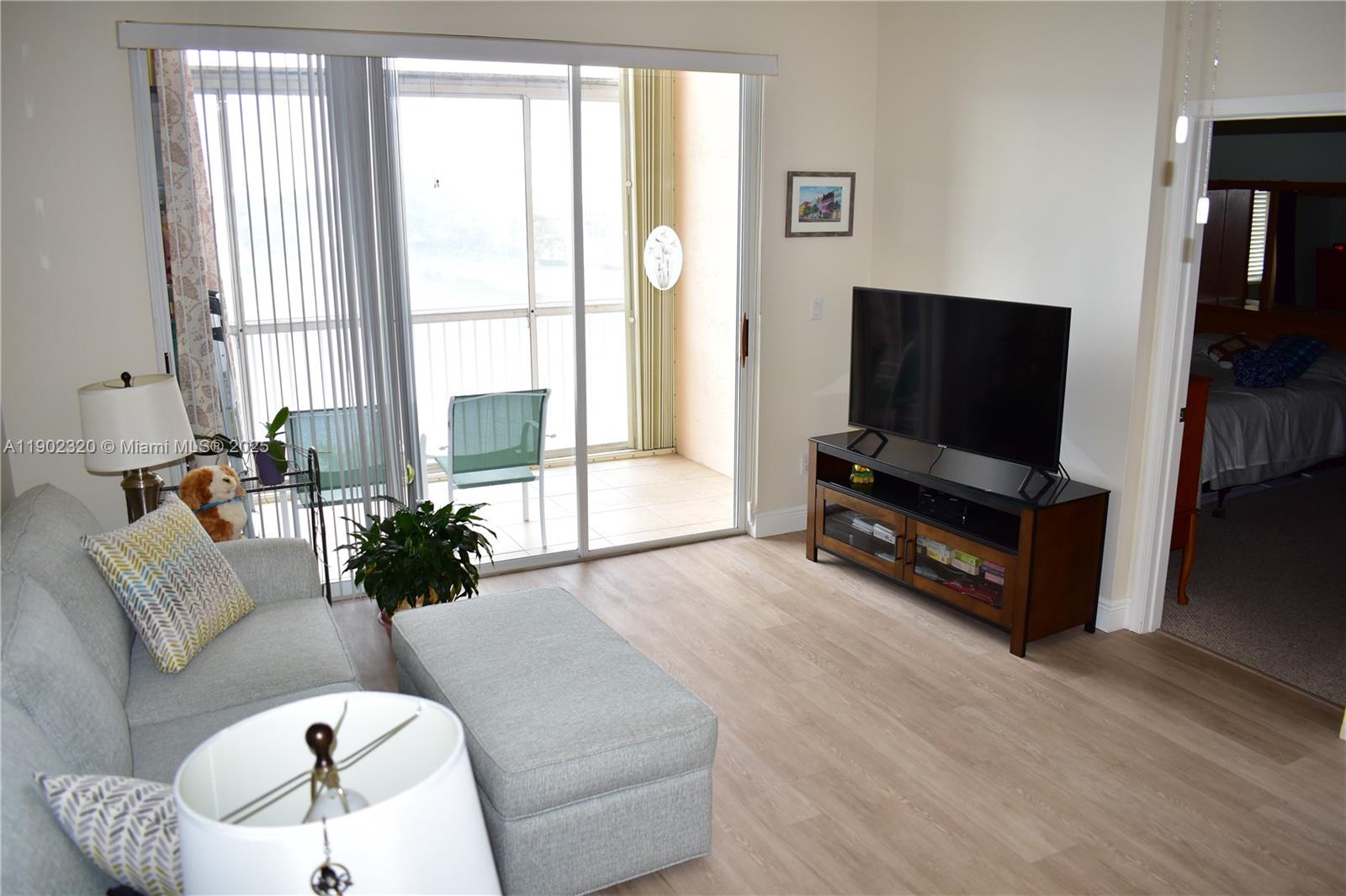 TRENT C CONDO - Residential