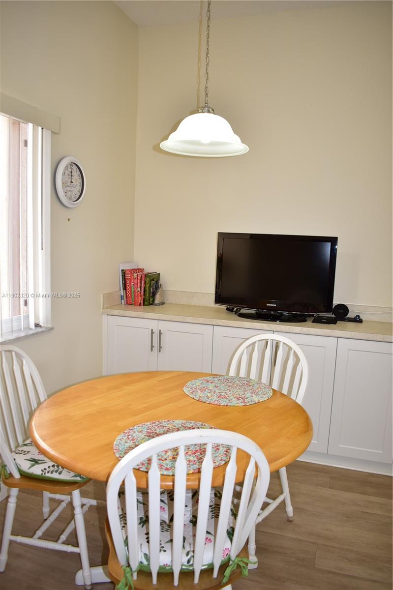 TRENT C CONDO - Residential