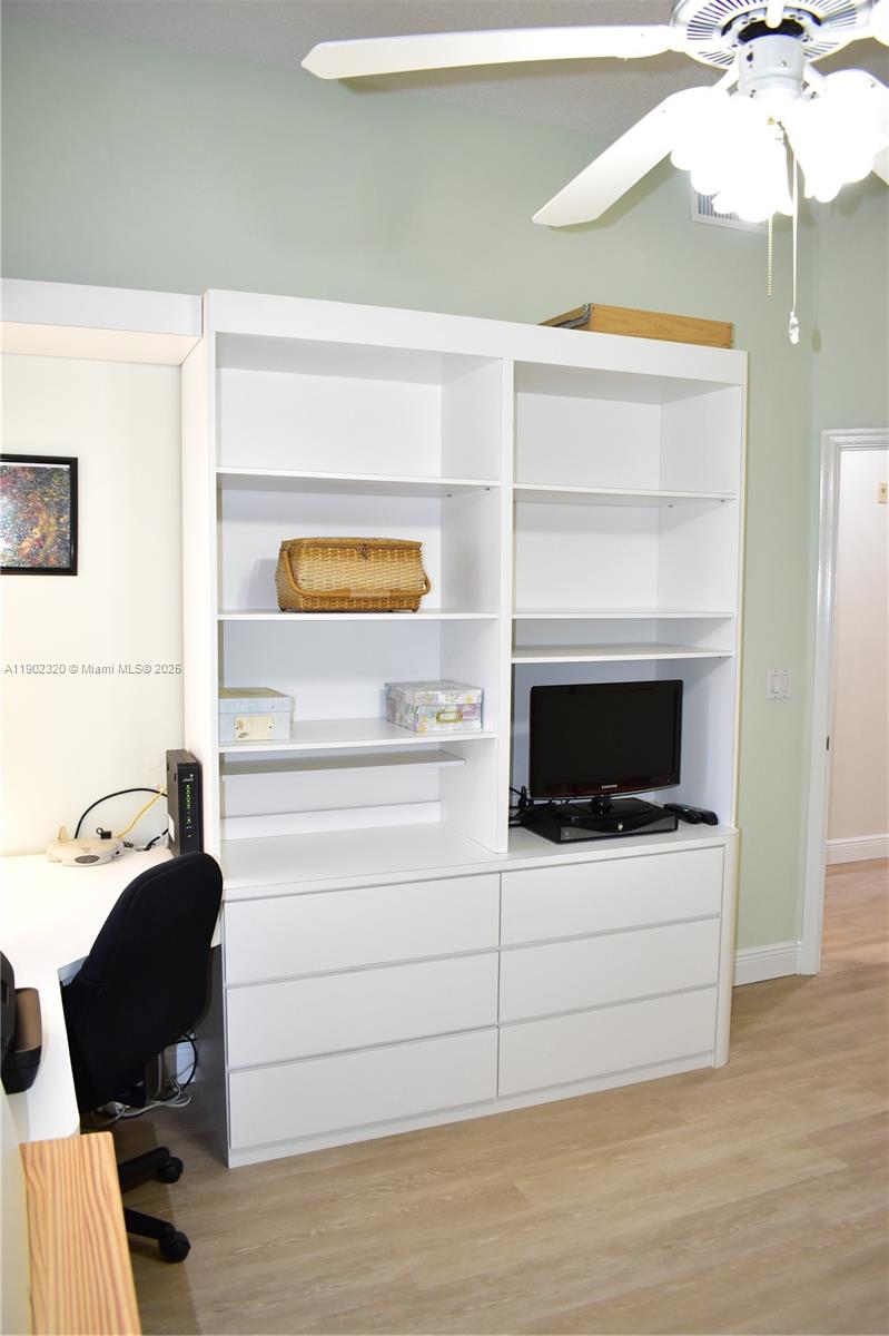 TRENT C CONDO - Residential