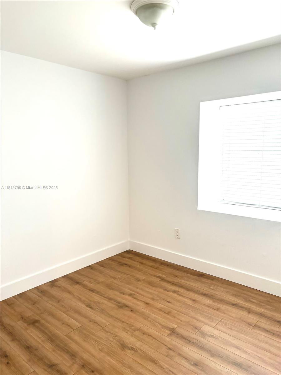 KINGS CREEK SO CONDO - Residential Lease
