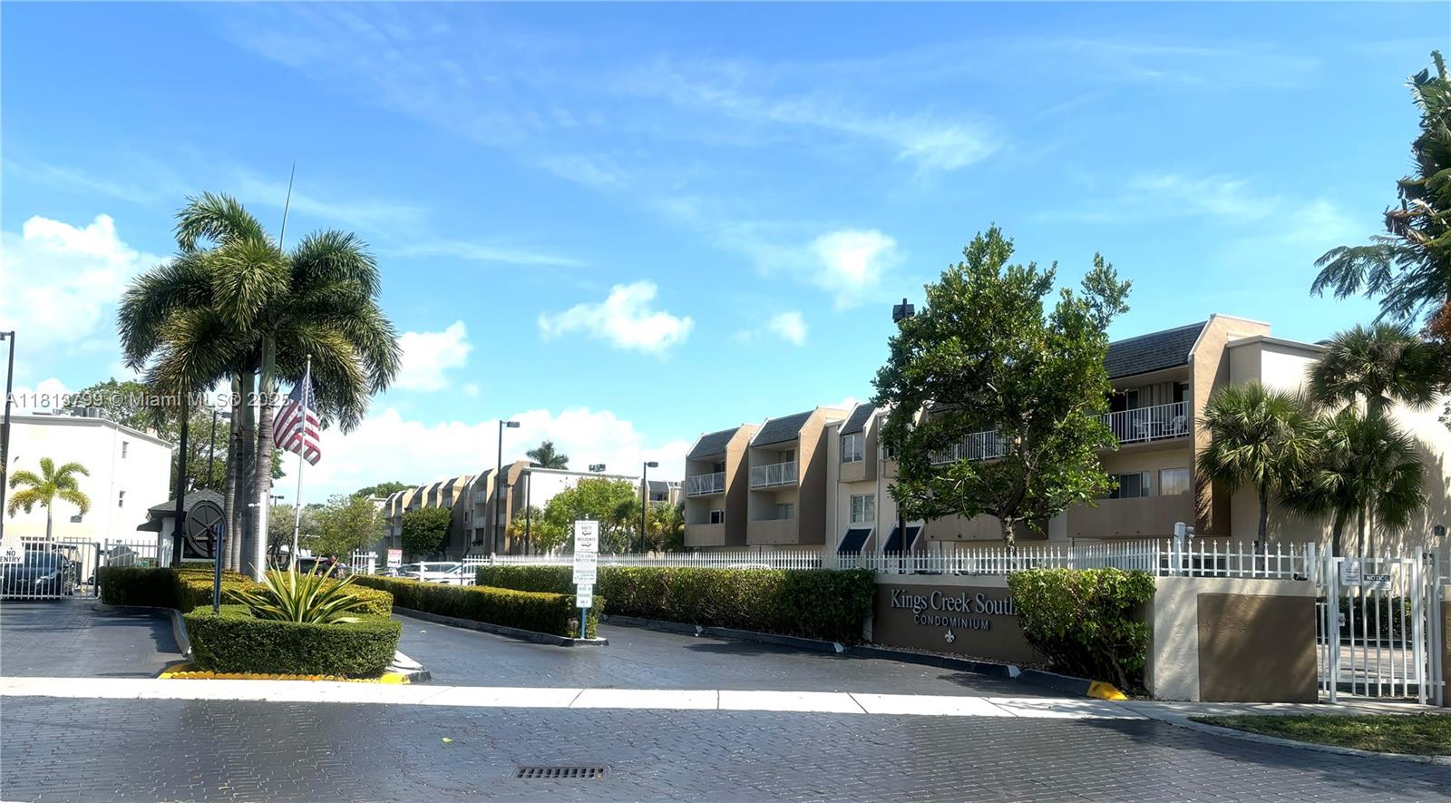 Rental Property at 7705 Sw 86th St B-111, Miami, Broward County, Florida - Bedrooms: 3 
Bathrooms: 2  - $2,400 MO.