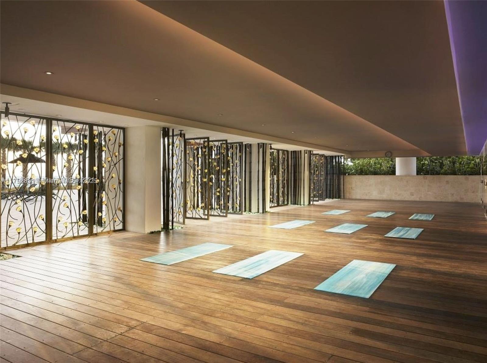 NORTH CARILLON BEACH COND - Residential Lease