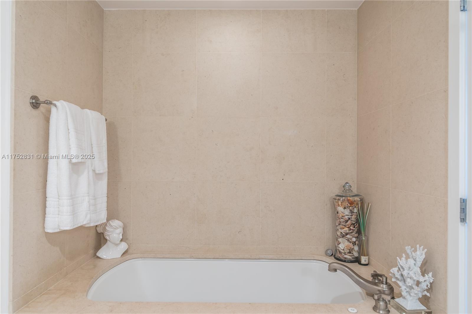 NORTH CARILLON BEACH COND - Residential Lease