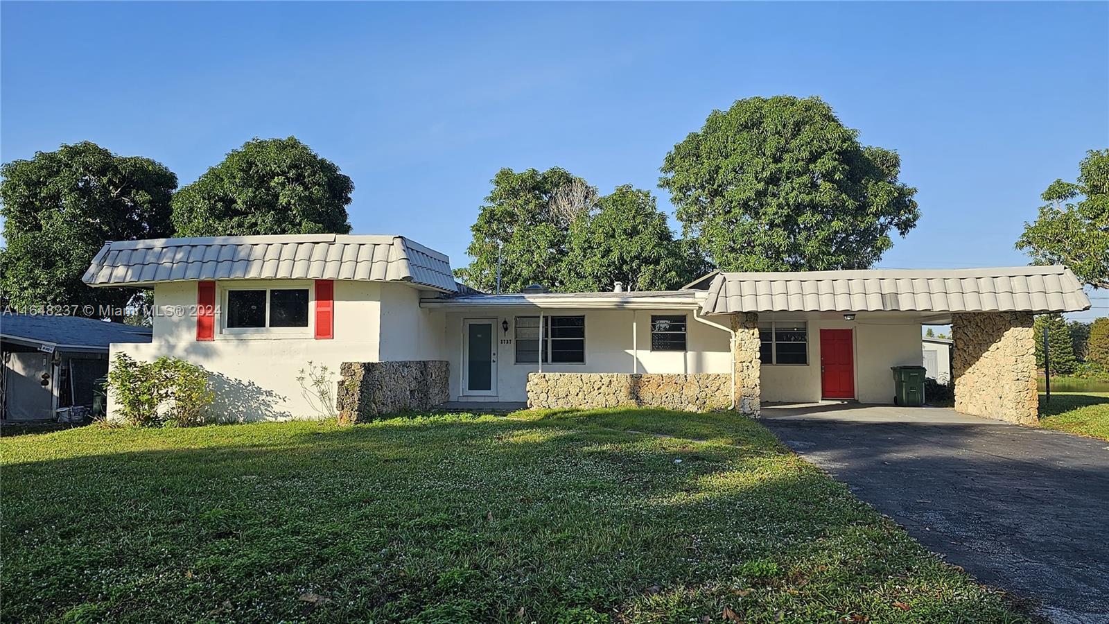 2737 NW 24th Ave