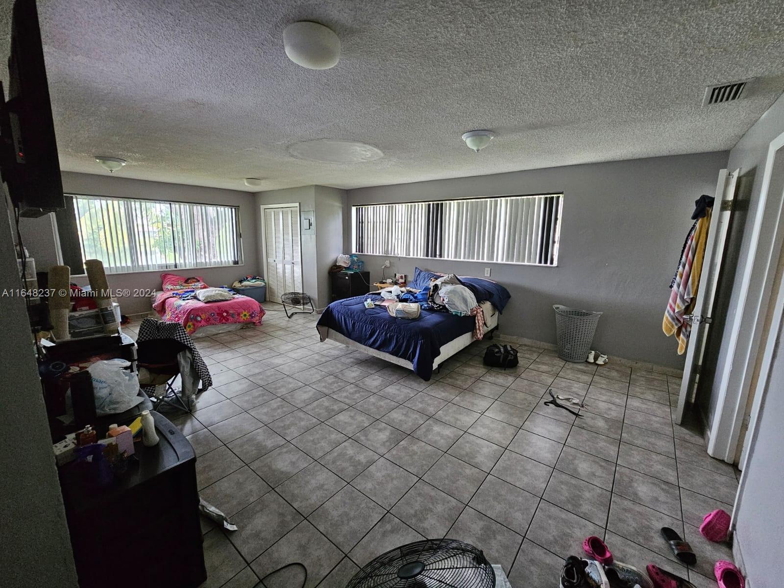 ZILADEN PROPERTIES - Residential