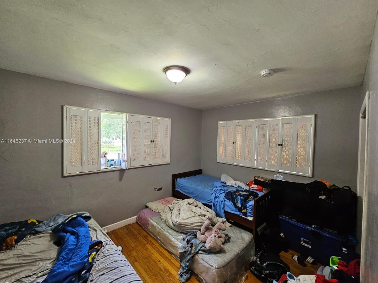 ZILADEN PROPERTIES - Residential