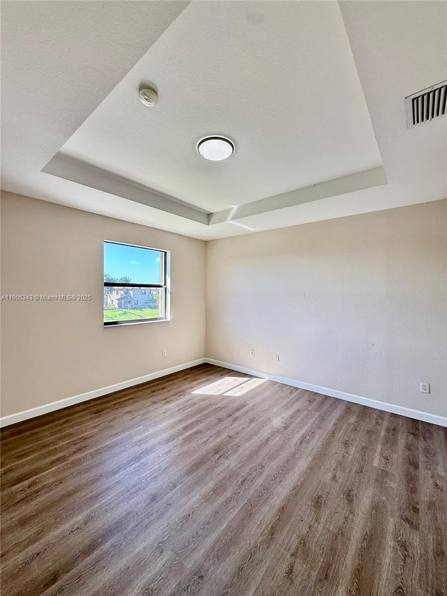 SILVER PALM EAST SEC FOUR - Residential Lease