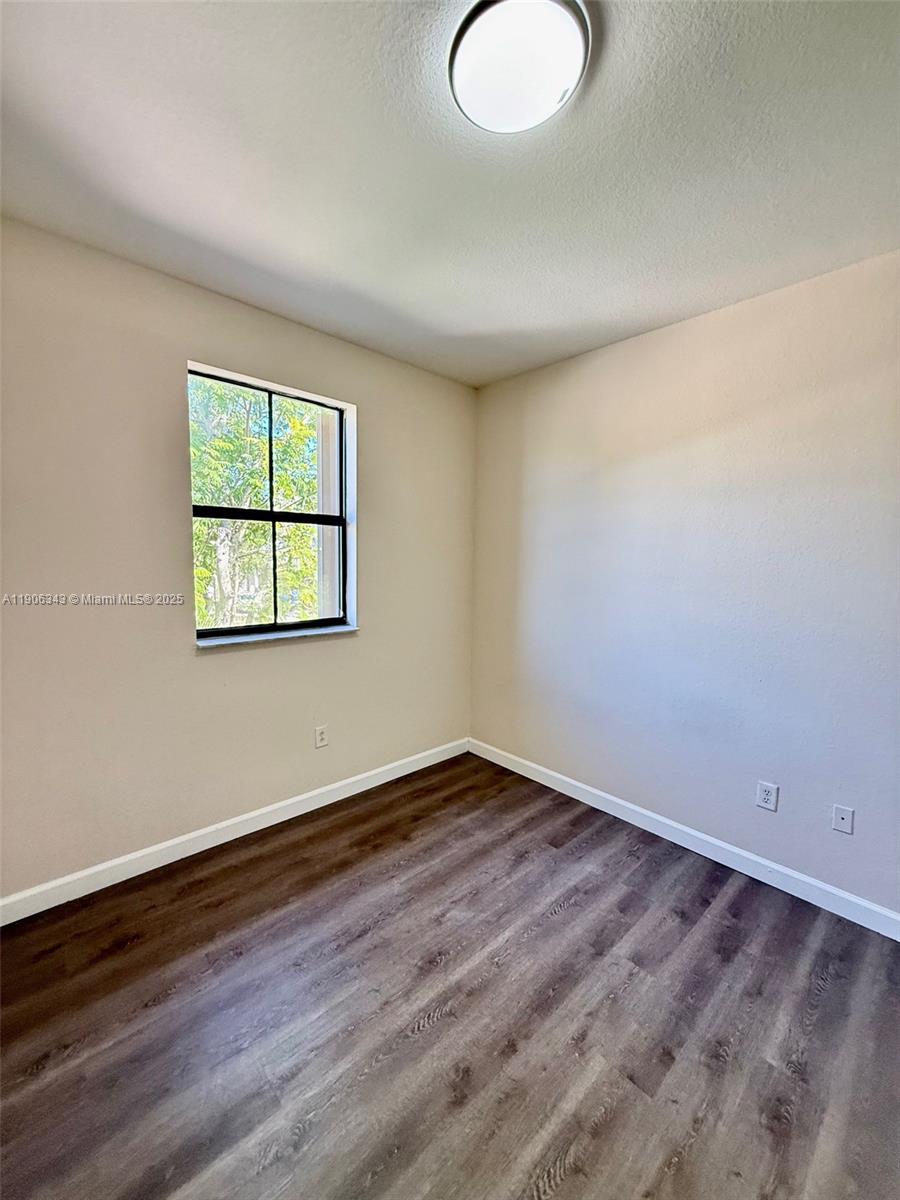 SILVER PALM EAST SEC FOUR - Residential Lease