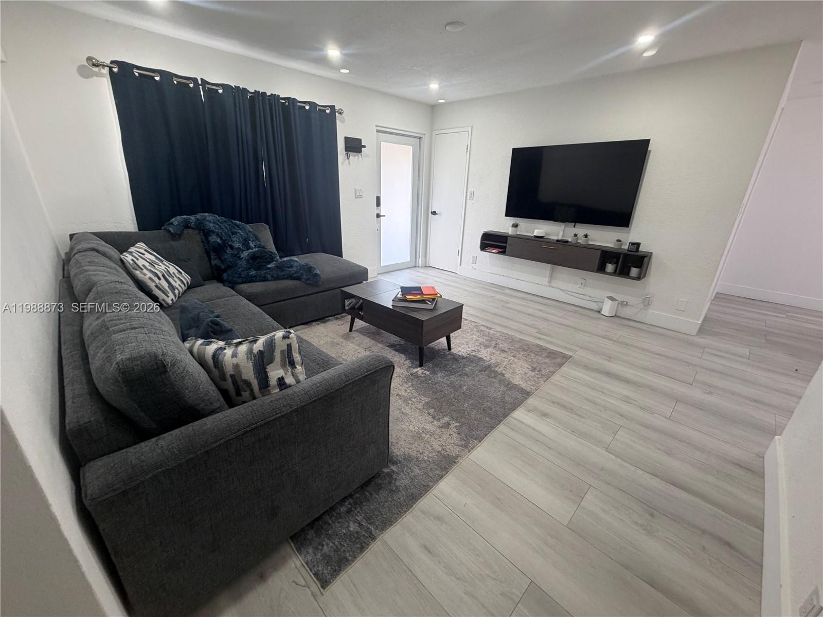 FAIRMONT - Residential Lease