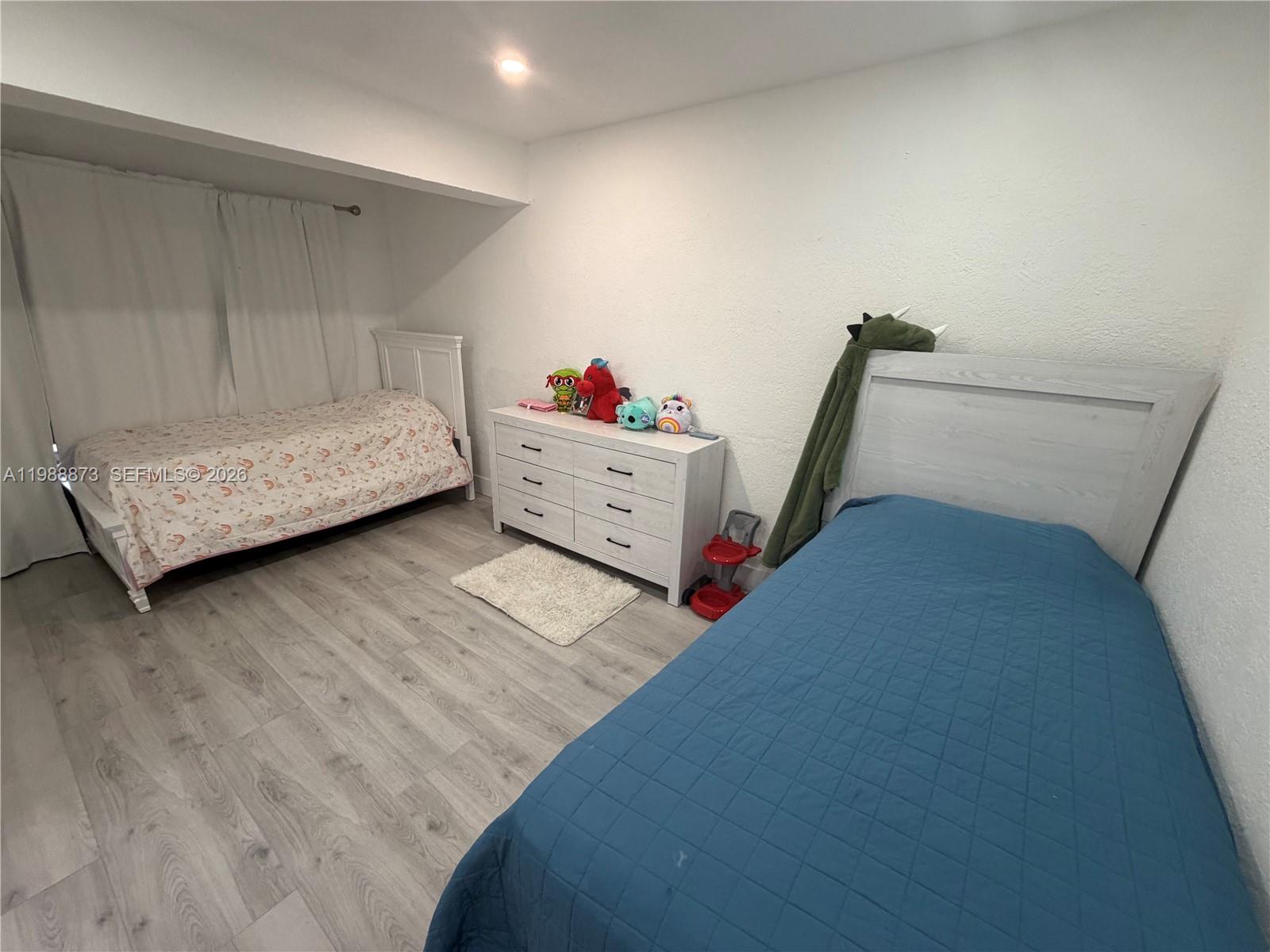 FAIRMONT - Residential Lease