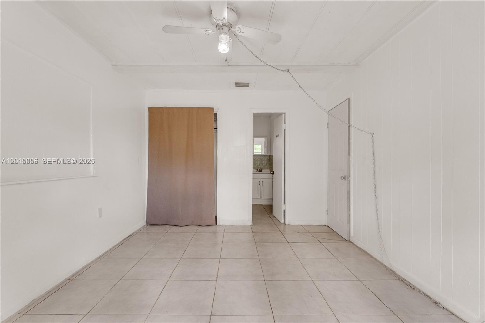 HILLMONT-MIDDLE RIVER VIS - Residential