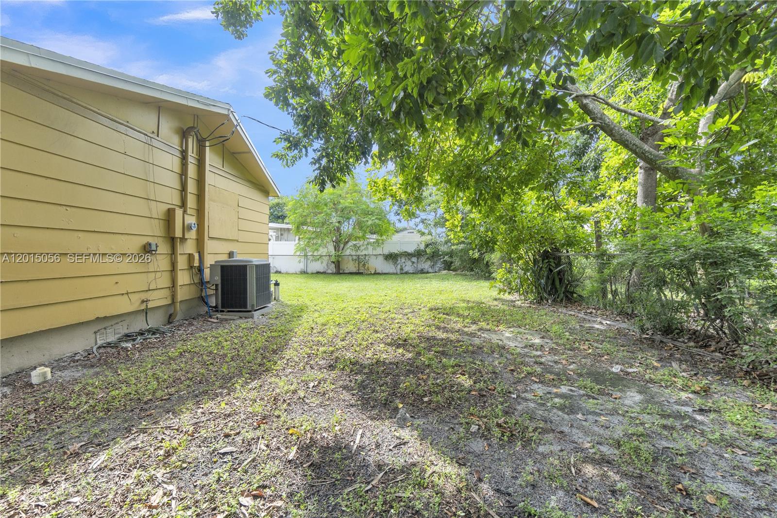 HILLMONT-MIDDLE RIVER VIS - Residential