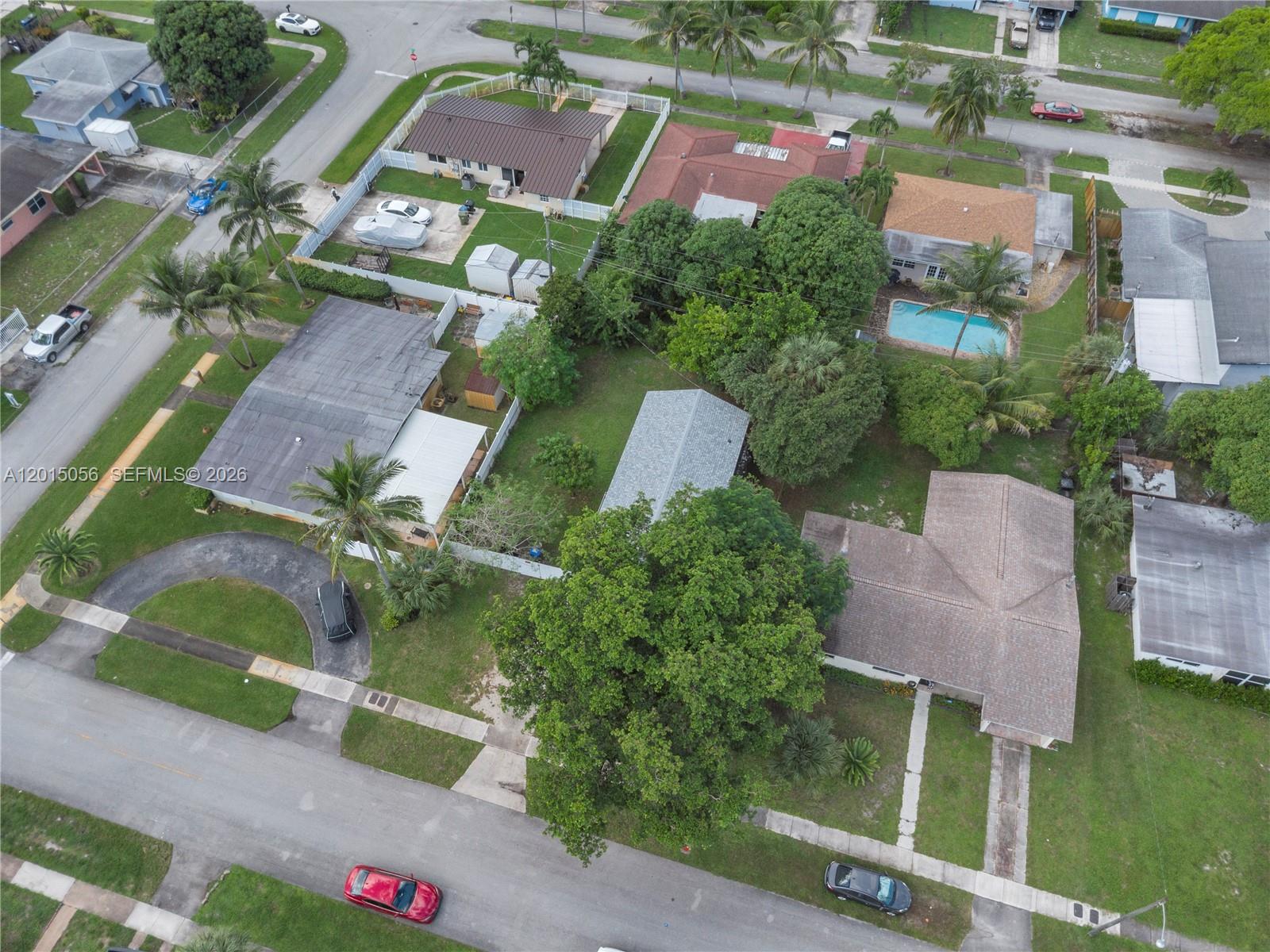 HILLMONT-MIDDLE RIVER VIS - Residential