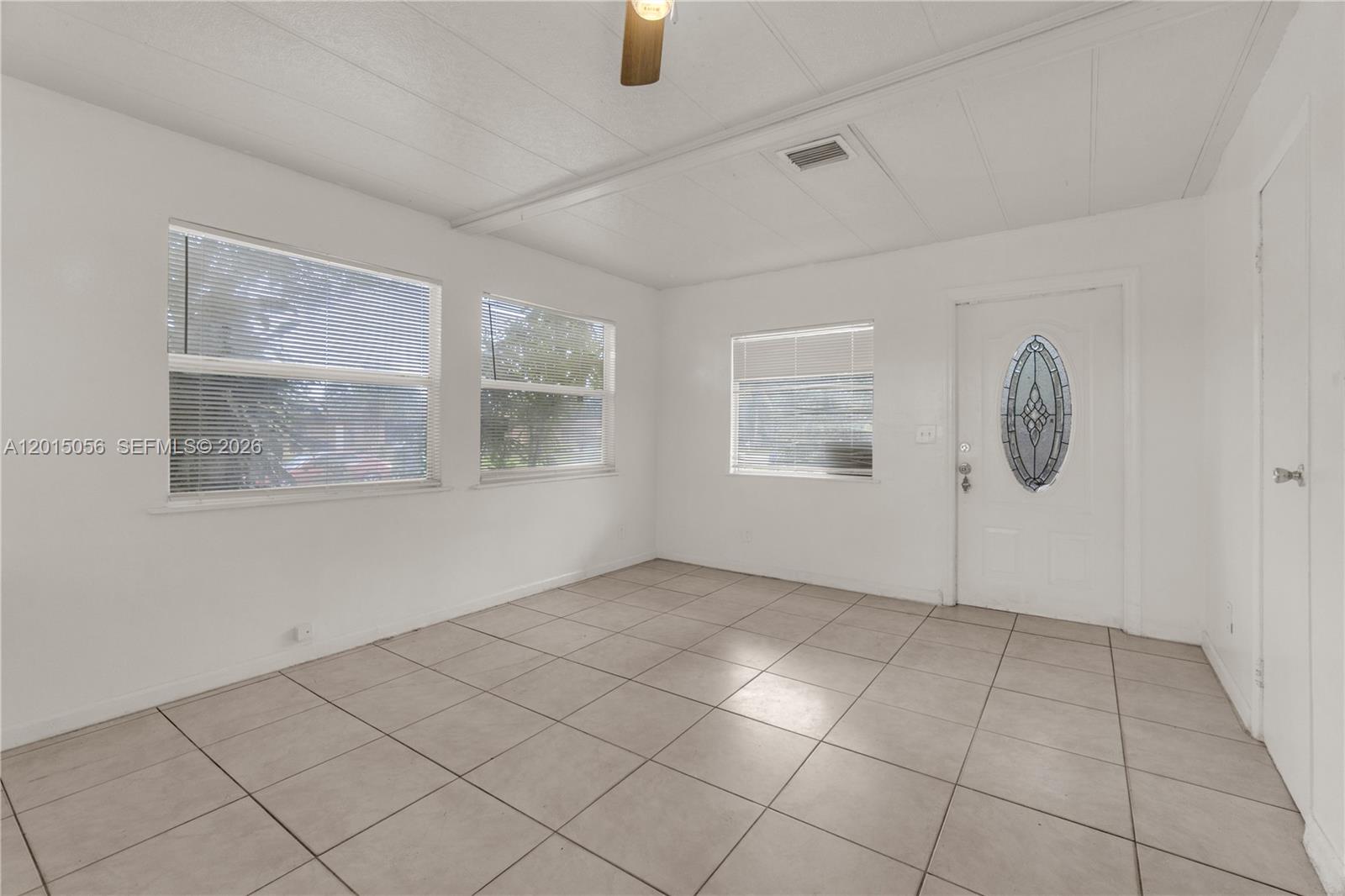 HILLMONT-MIDDLE RIVER VIS - Residential