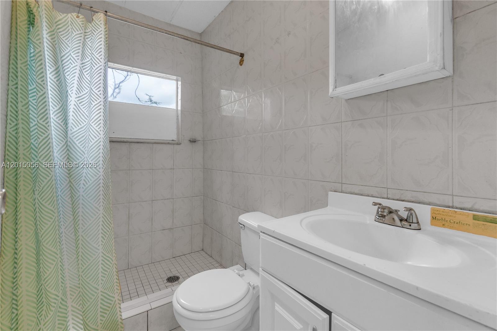 HILLMONT-MIDDLE RIVER VIS - Residential