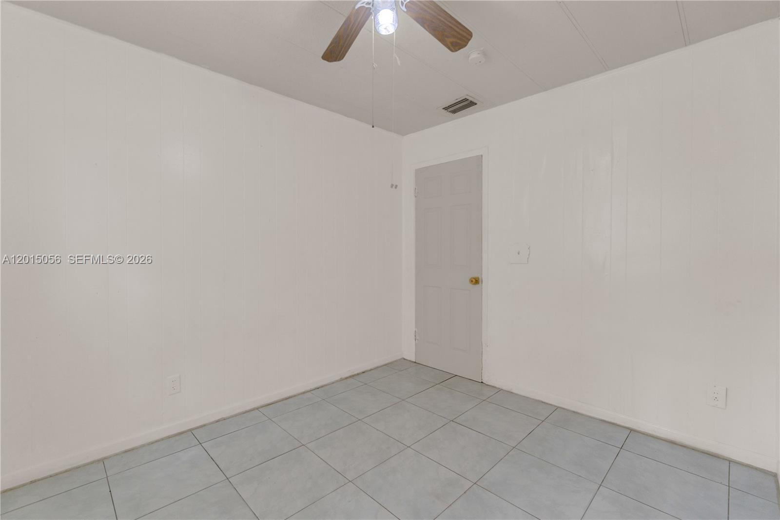 HILLMONT-MIDDLE RIVER VIS - Residential