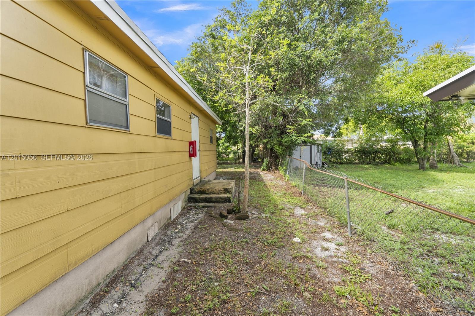 HILLMONT-MIDDLE RIVER VIS - Residential