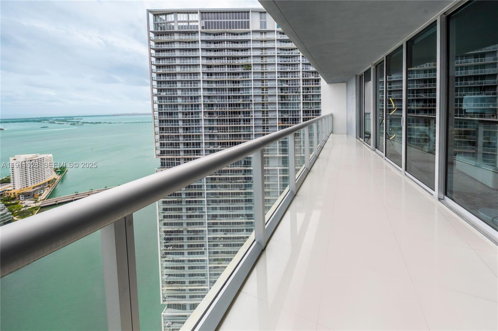 465 Brickell Ave 4705