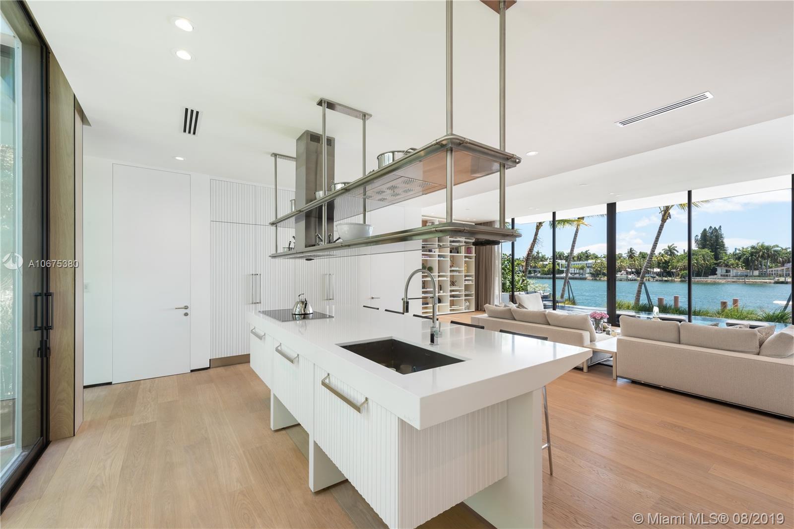 Hibiscus Island - Residential