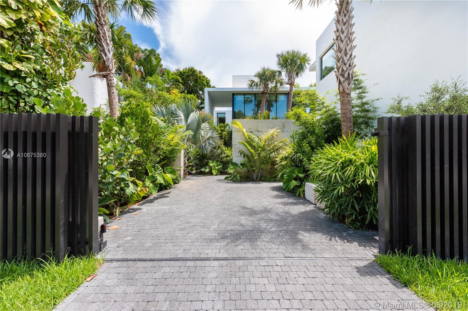 Hibiscus Island - Residential